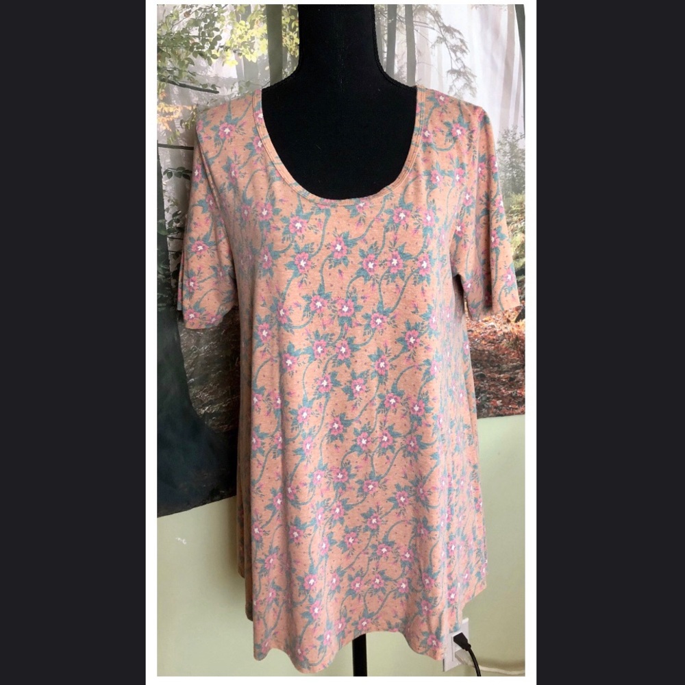 LulaRoe perfect Tee - soft yellow with pink floral